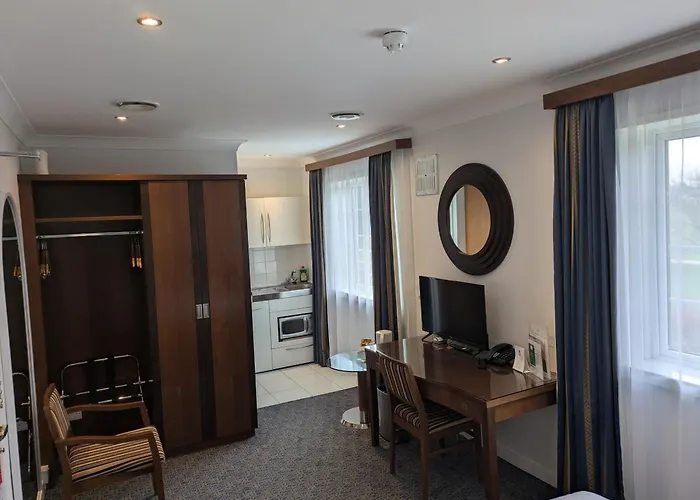 Best Western Homestead Court Hotel