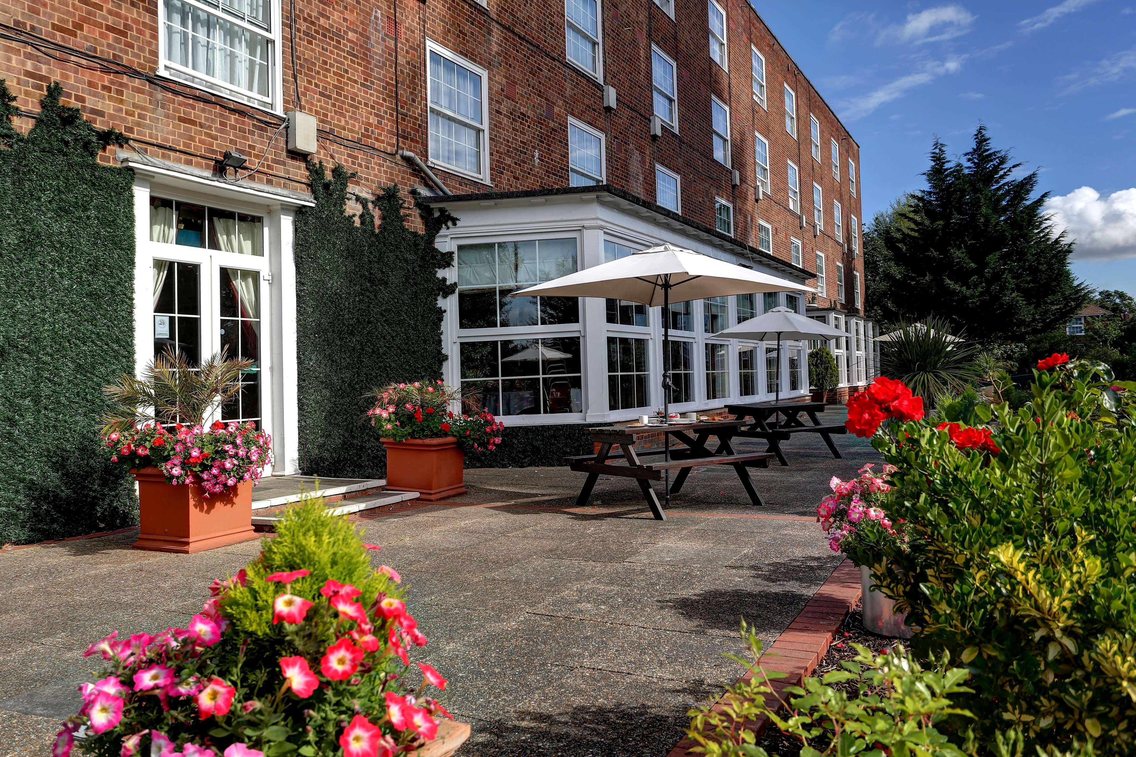 Western Homestead Court Hotel 3*