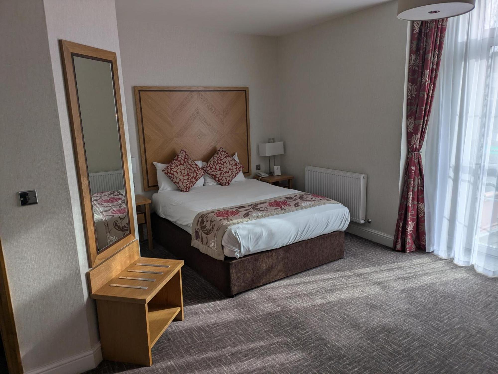 Western Homestead Court 3* Welwyn Garden City