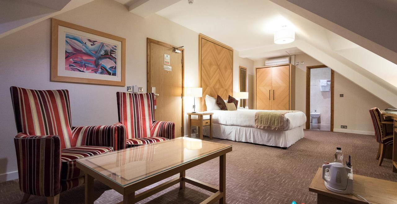 Western Homestead Court Hotel